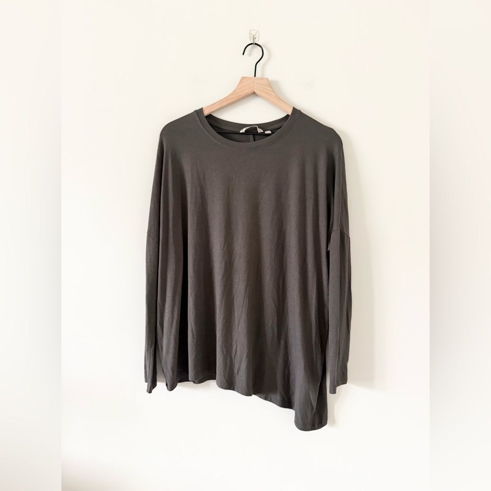 Athleta Asymmetrical Hem Long Sleeve Top - Gray Green - Size XS